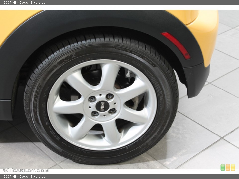 2007 Mini Cooper S Hardtop Wheel and Tire Photo #69605788