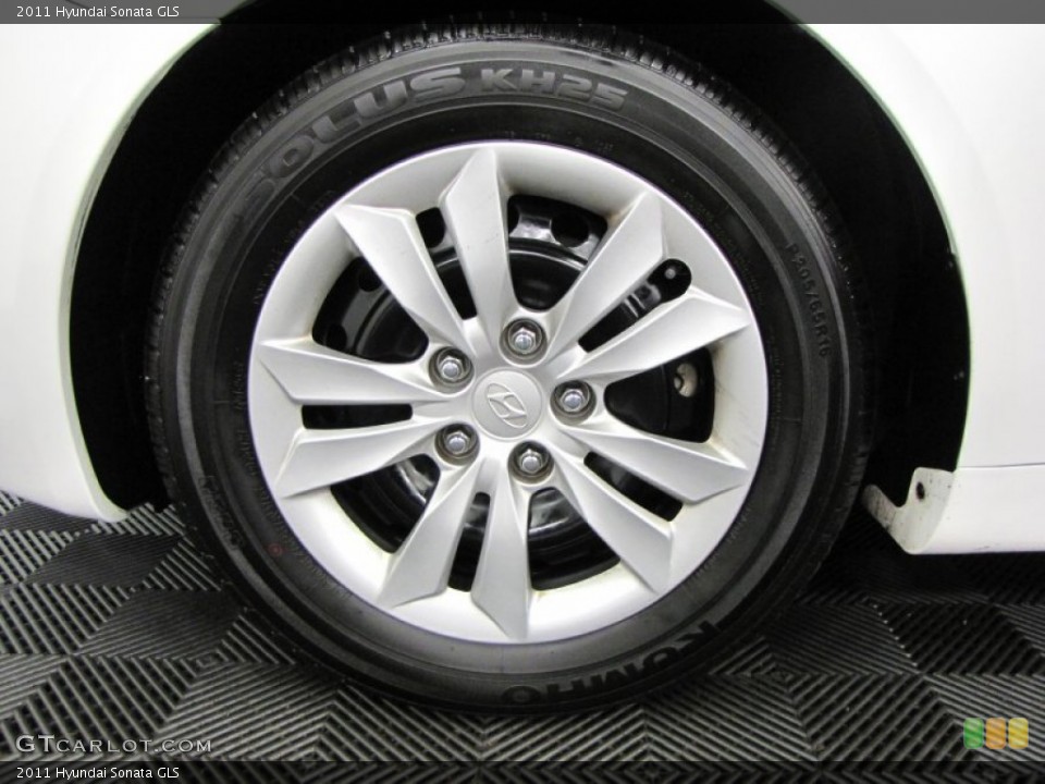 2011 Hyundai Sonata GLS Wheel and Tire Photo #69631177