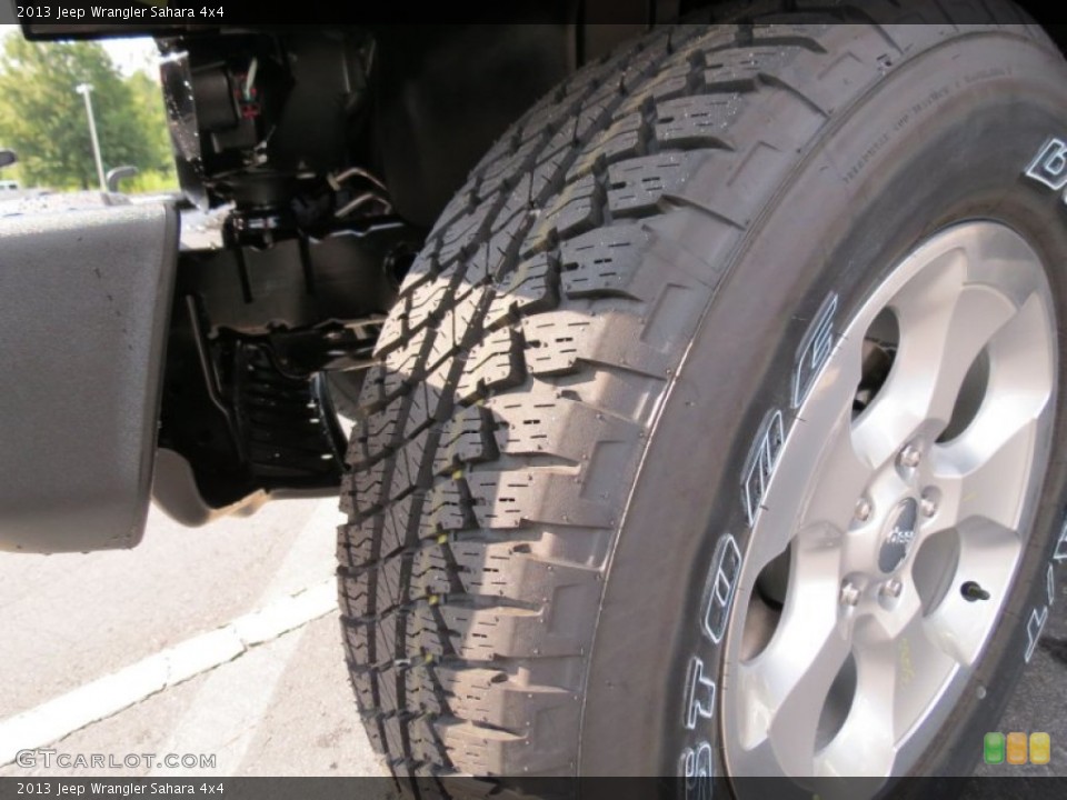 2013 Jeep Wrangler Sahara 4x4 Wheel and Tire Photo #69632851