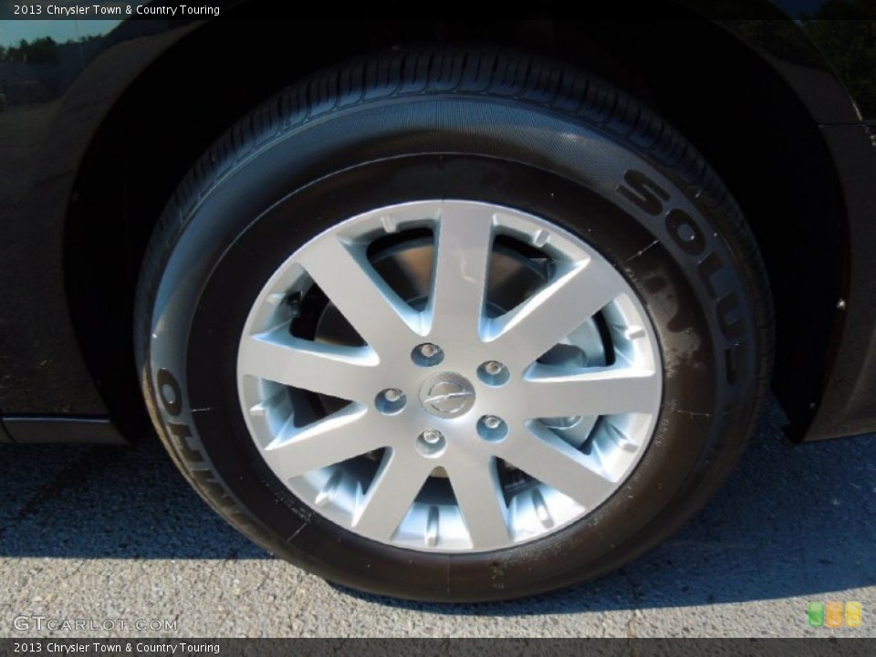 2013 Chrysler Town & Country Touring Wheel and Tire Photo #69650293