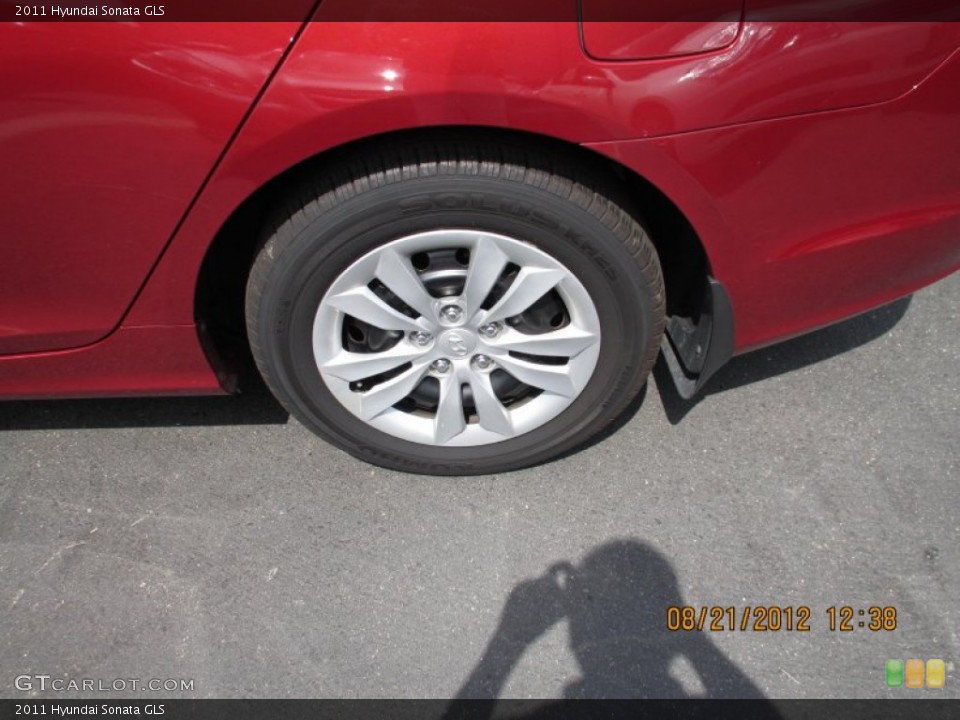 2011 Hyundai Sonata GLS Wheel and Tire Photo #69690345