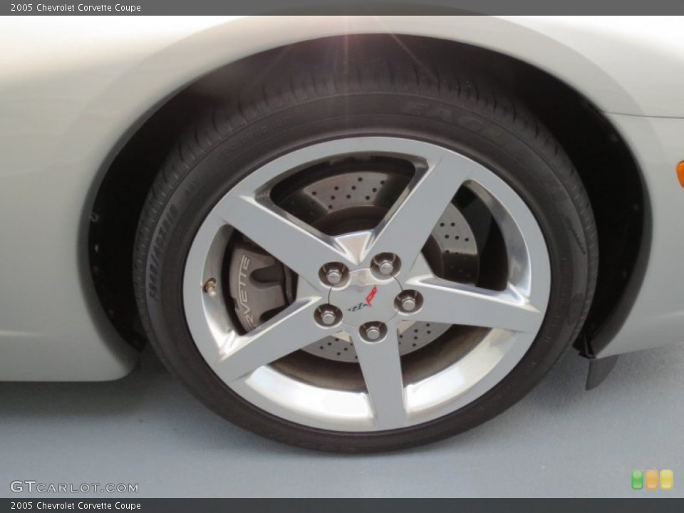 2005 Chevrolet Corvette Coupe Wheel and Tire Photo #69699456