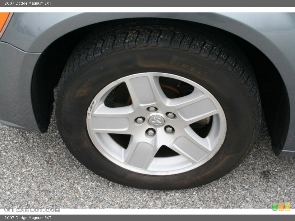 2007 Dodge Magnum SXT Wheel and Tire Photo #69749083