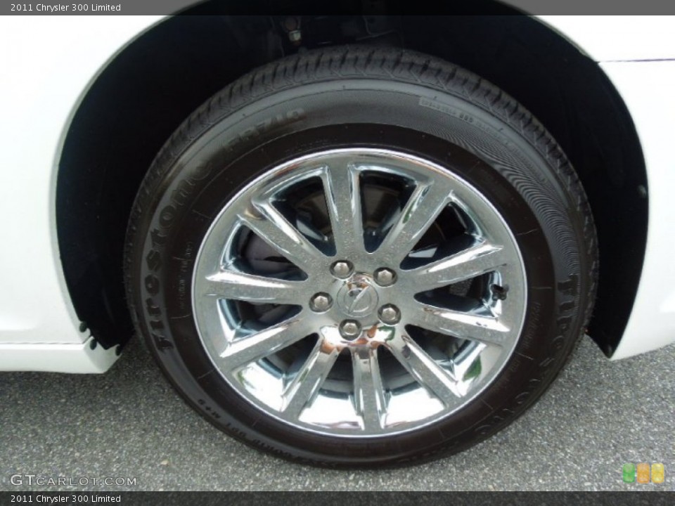 2011 Chrysler 300 Limited Wheel and Tire Photo #69779329