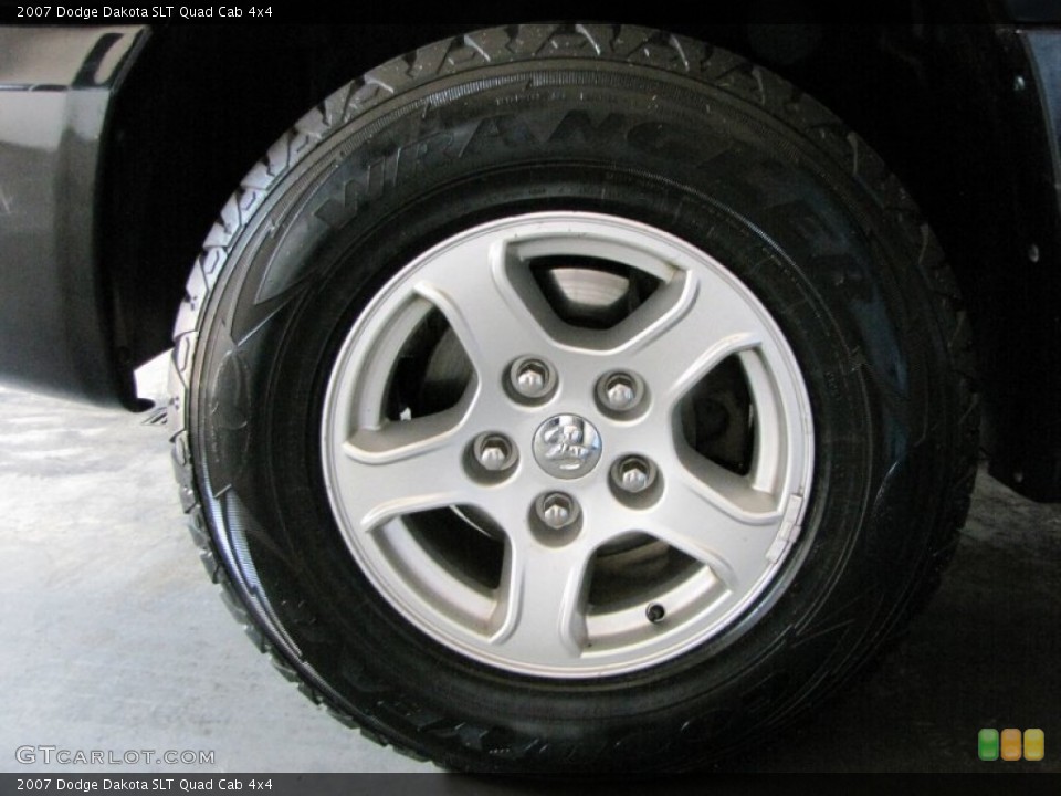 2007 Dodge Dakota SLT Quad Cab 4x4 Wheel and Tire Photo #69792511