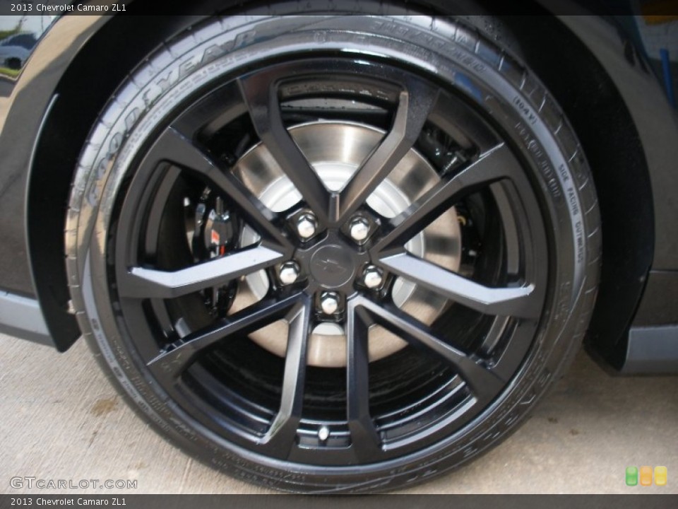2013 Chevrolet Camaro ZL1 Wheel and Tire Photo #69811918
