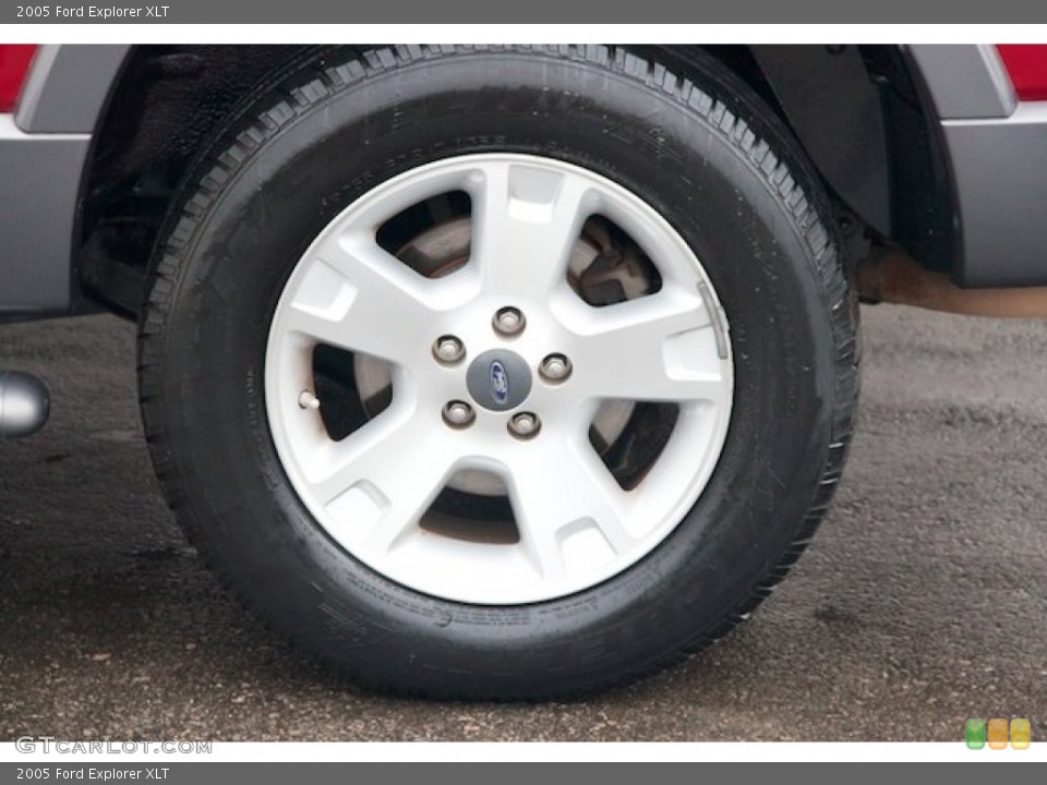 2005 Ford Explorer XLT Wheel and Tire Photo #69827944