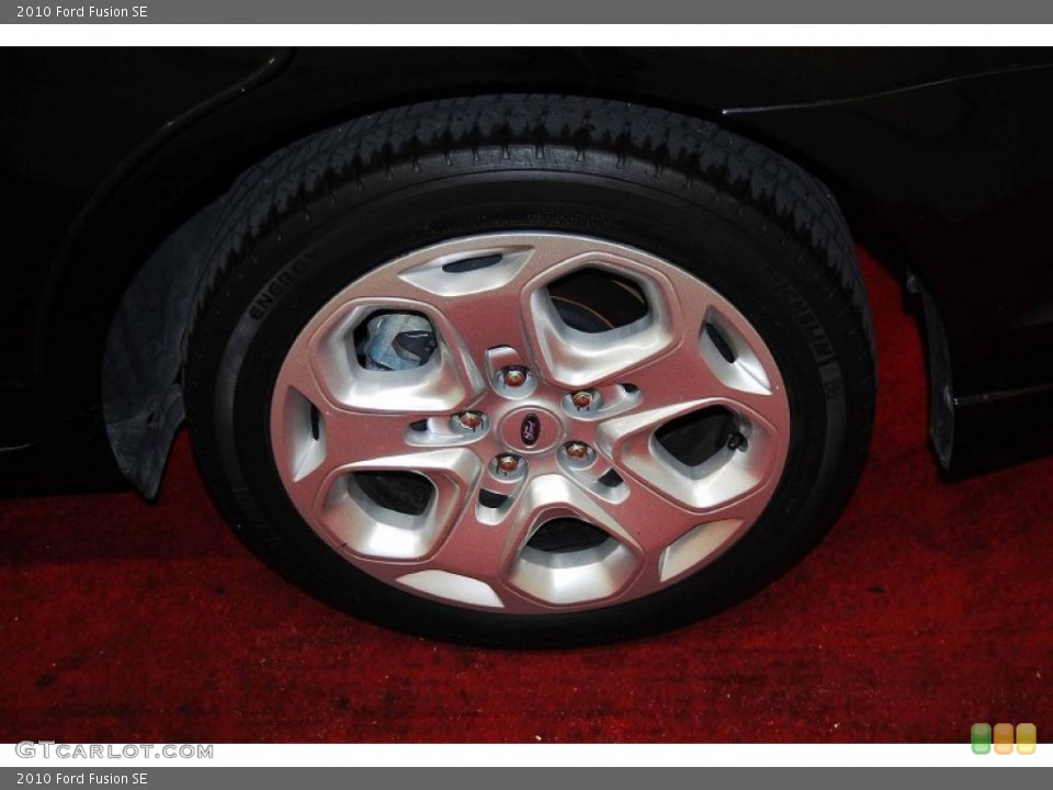 2010 Ford Fusion SE Wheel and Tire Photo #69845920
