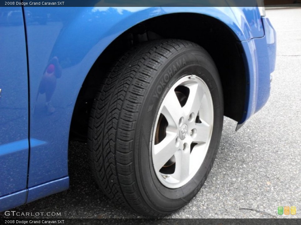 2008 Dodge Grand Caravan SXT Wheel and Tire Photo #69850268