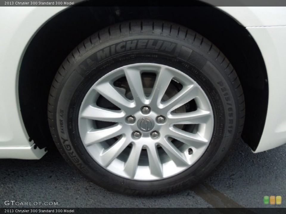 2013 Chrysler 300  Wheel and Tire Photo #69852196
