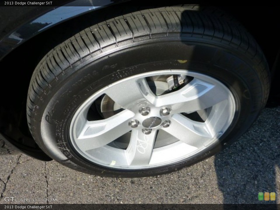 2013 Dodge Challenger SXT Wheel and Tire Photo #69877654