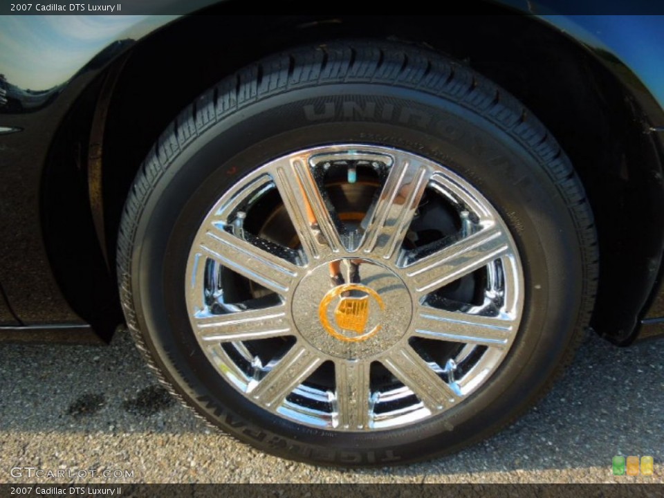 2007 Cadillac DTS Luxury II Wheel and Tire Photo #69907094