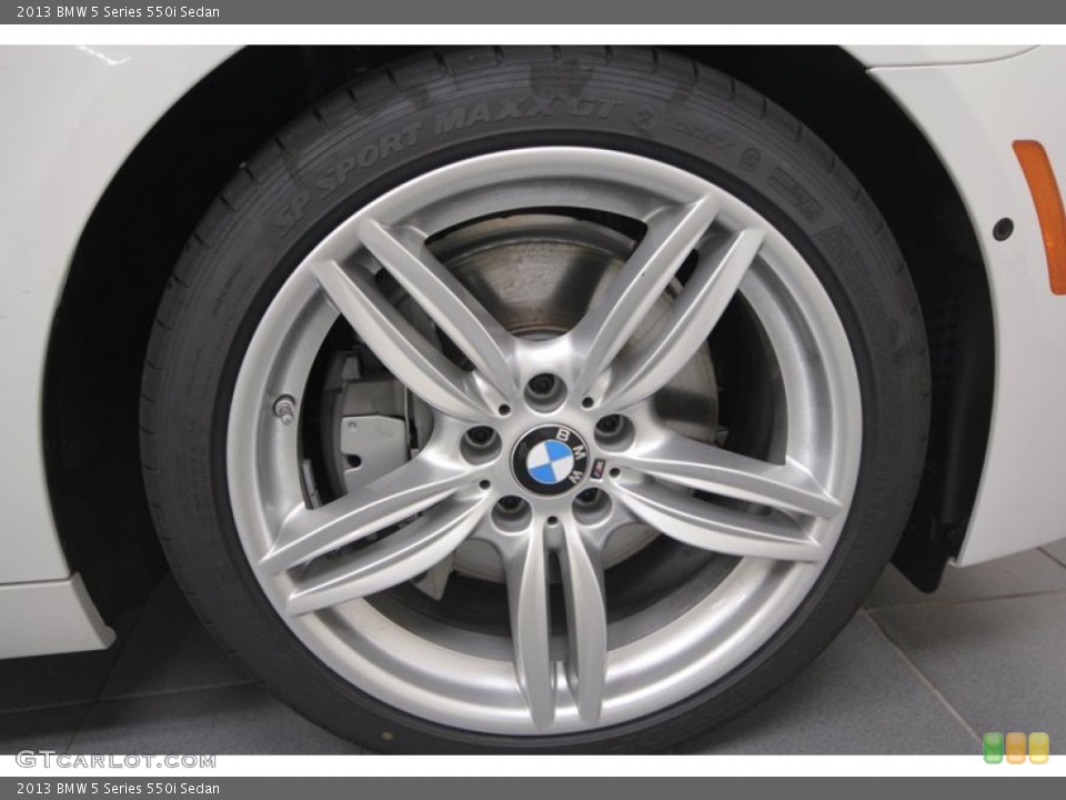 2013 BMW 5 Series 550i Sedan Wheel and Tire Photo #69964195
