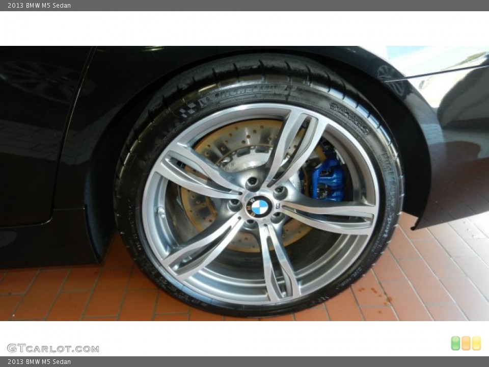 2013 BMW M5 Sedan Wheel and Tire Photo #69971824