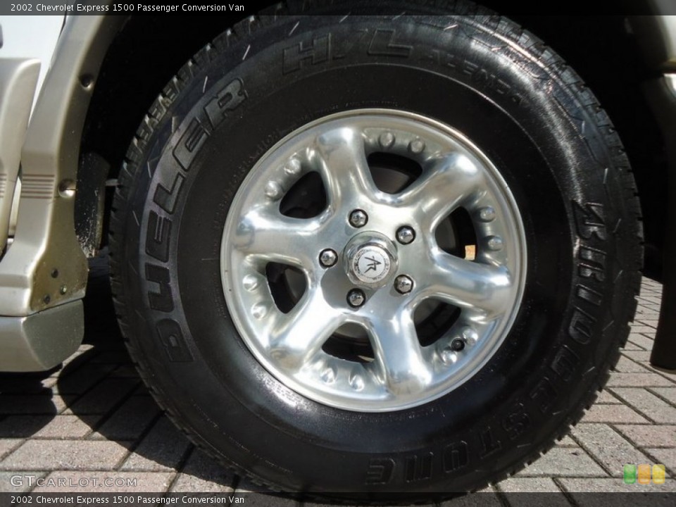 2002 Chevrolet Express 1500 Passenger Conversion Van Wheel and Tire Photo #69991123
