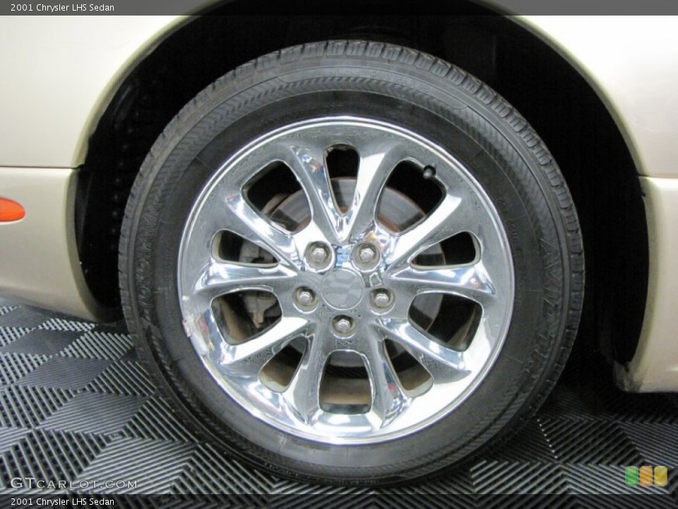 2001 Chrysler LHS Sedan Wheel and Tire Photo #70011609