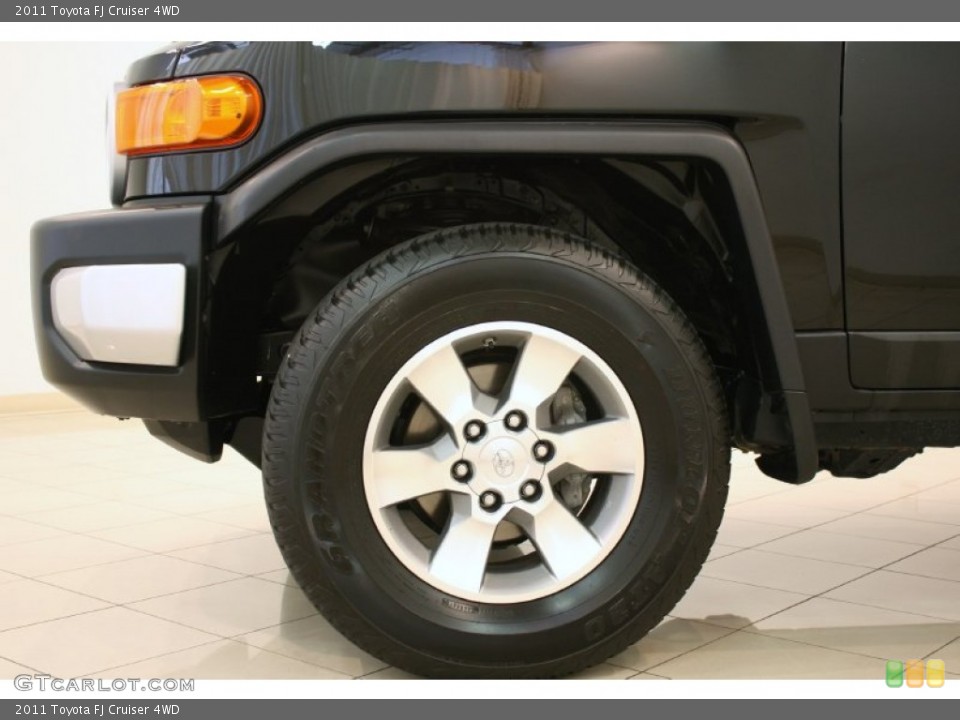 2011 Toyota FJ Cruiser 4WD Wheel and Tire Photo #70125634