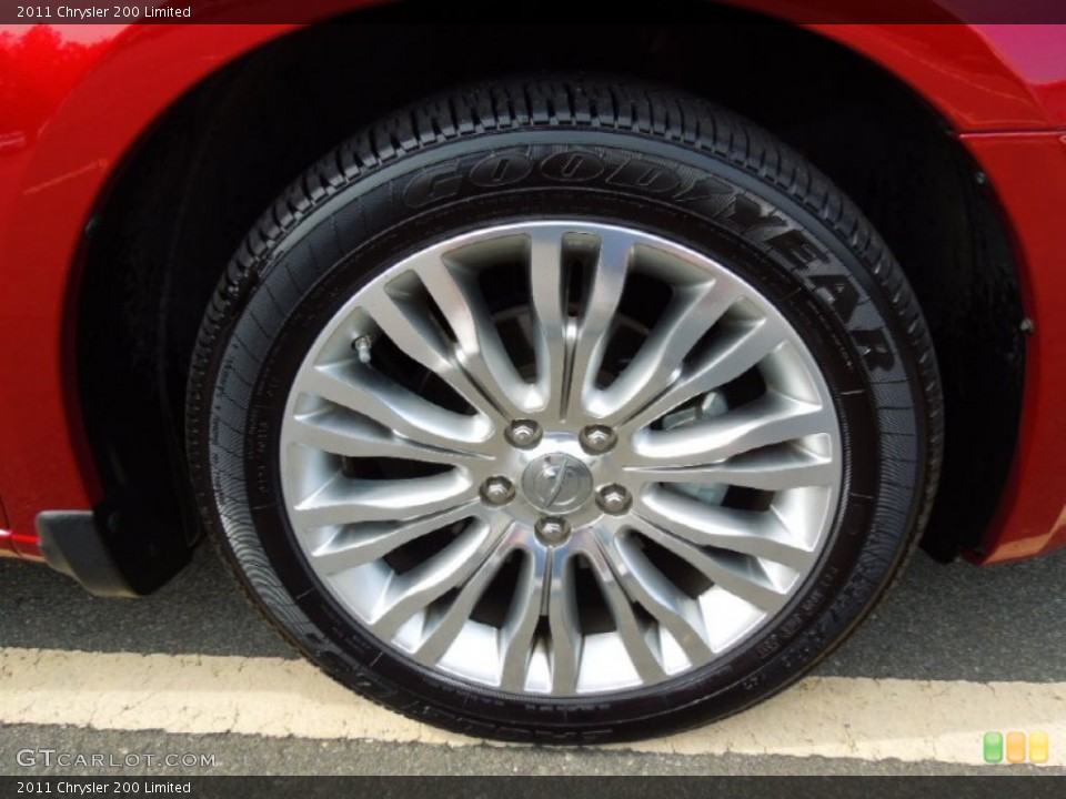 2011 Chrysler 200 Limited Wheel and Tire Photo #70194311