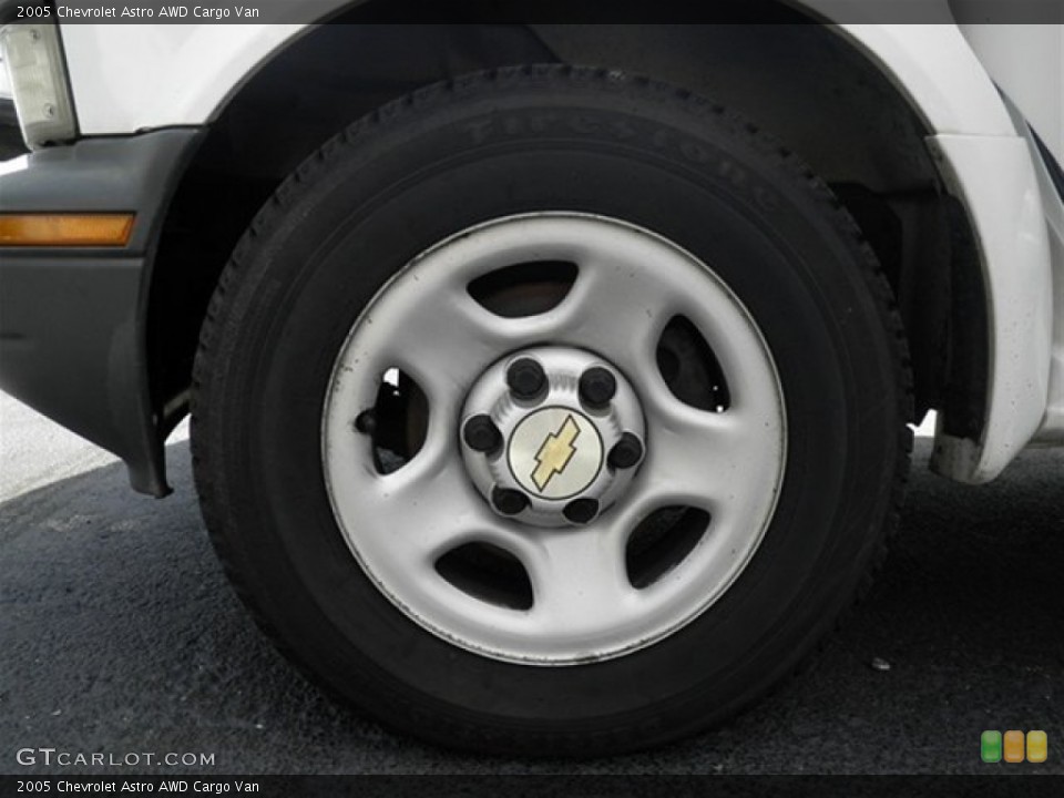 2005 Chevrolet Astro AWD Cargo Van Wheel and Tire Photo #70228699