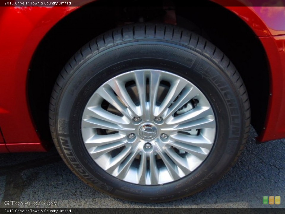 2013 Chrysler Town & Country Limited Wheel and Tire Photo #70259614