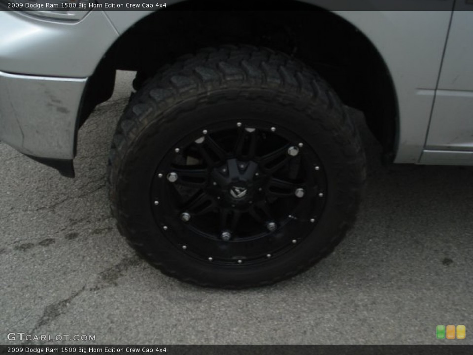 2009 Dodge Ram 1500 Custom Wheel and Tire Photo #70300511