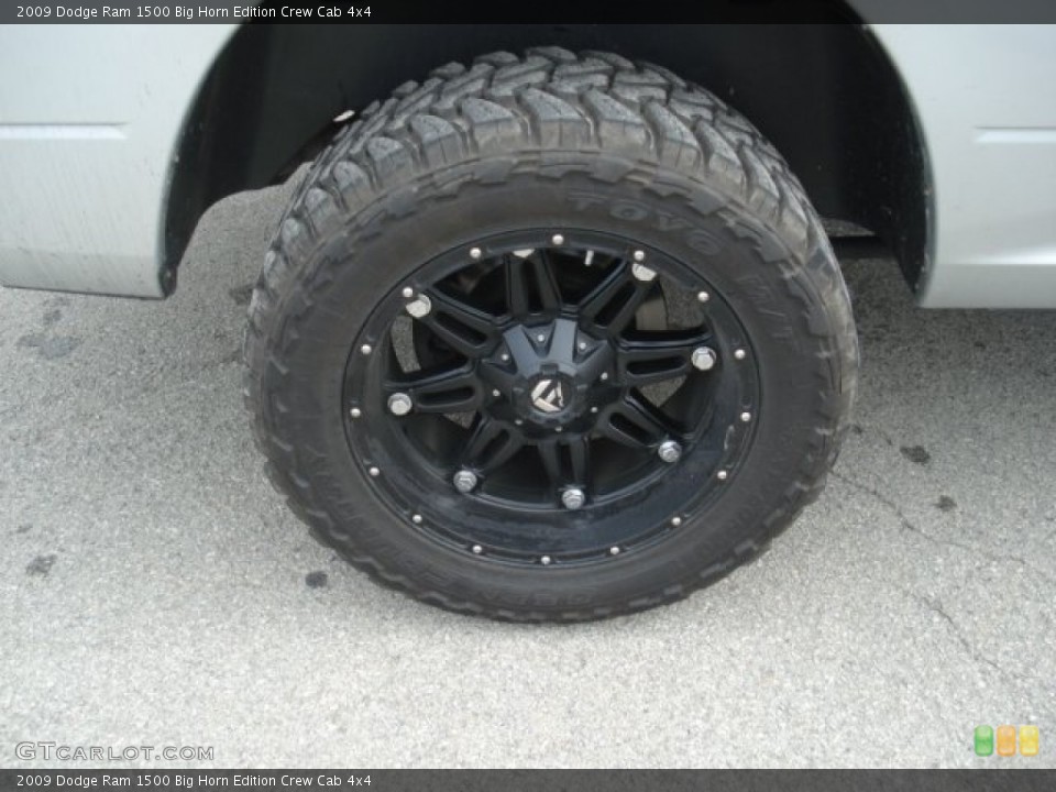 2009 Dodge Ram 1500 Custom Wheel and Tire Photo #70300529