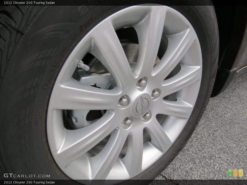 2013 Chrysler 200 Touring Sedan Wheel and Tire Photo #70353975