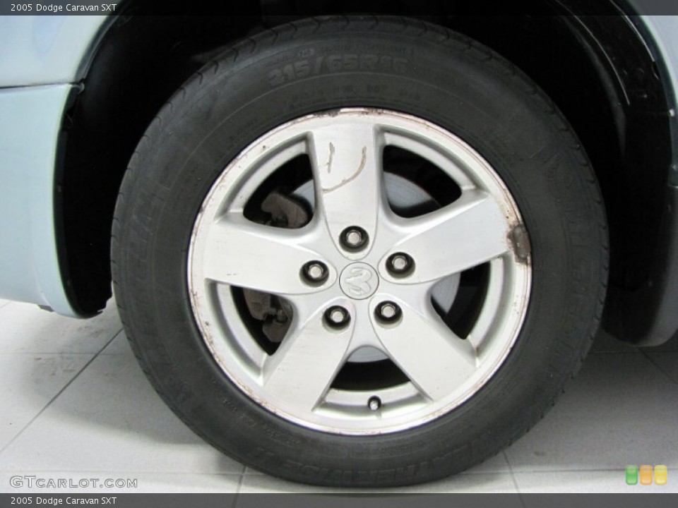 2005 Dodge Caravan SXT Wheel and Tire Photo #70363753