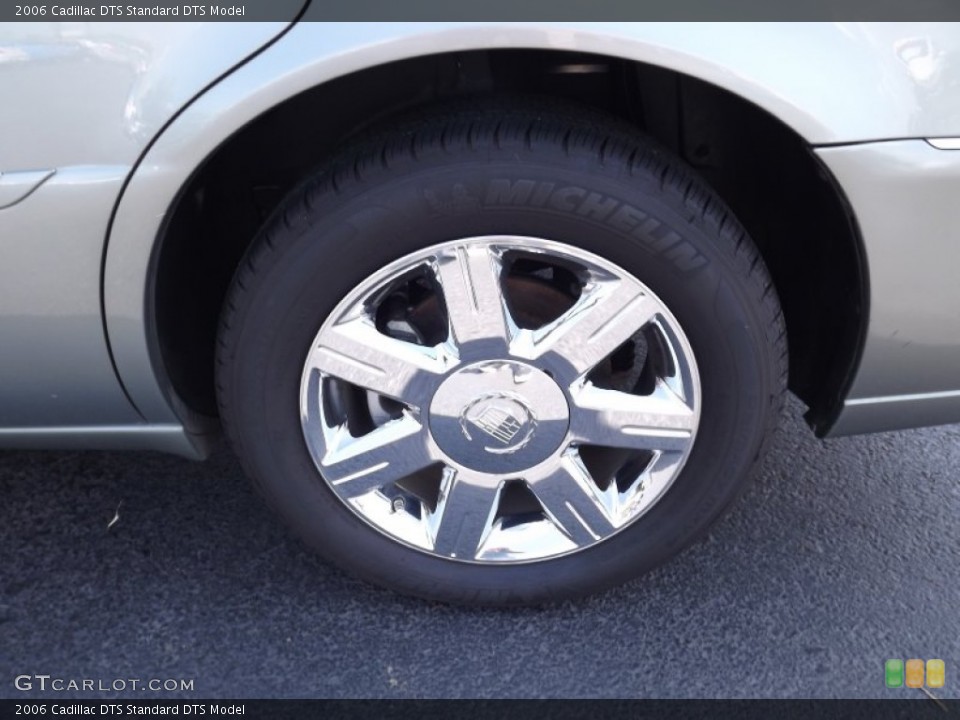 2006 Cadillac DTS  Wheel and Tire Photo #70372313