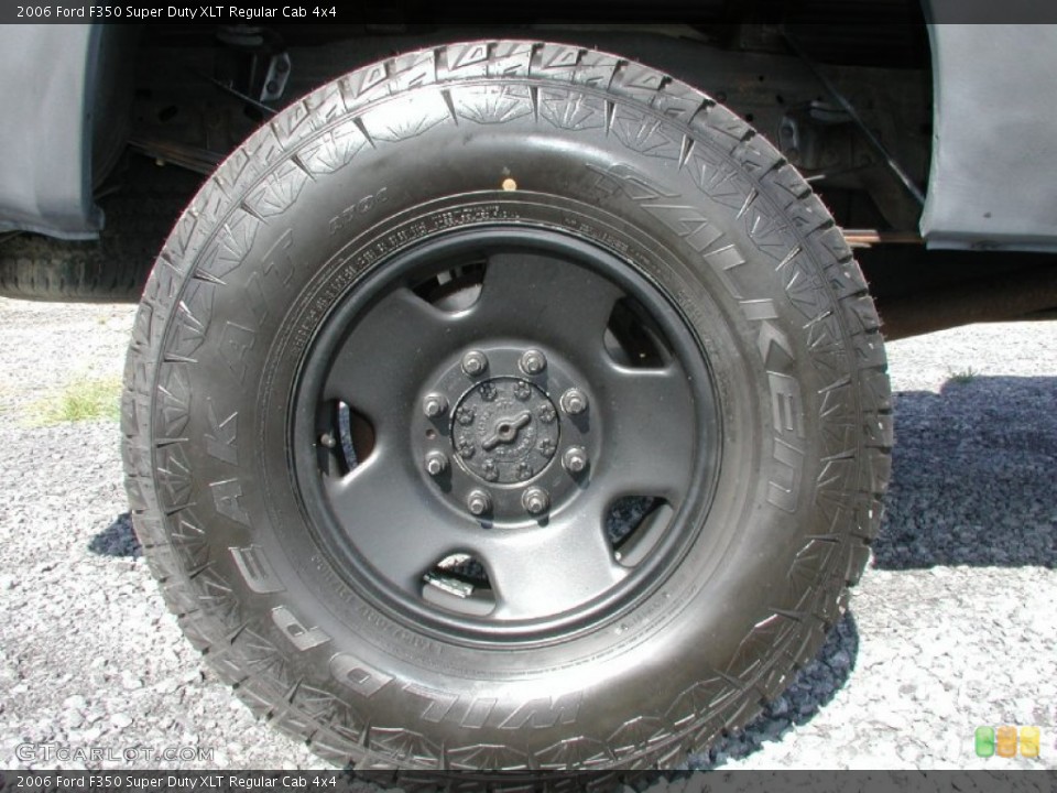 2006 Ford F350 Super Duty Custom Wheel and Tire Photo #70374183