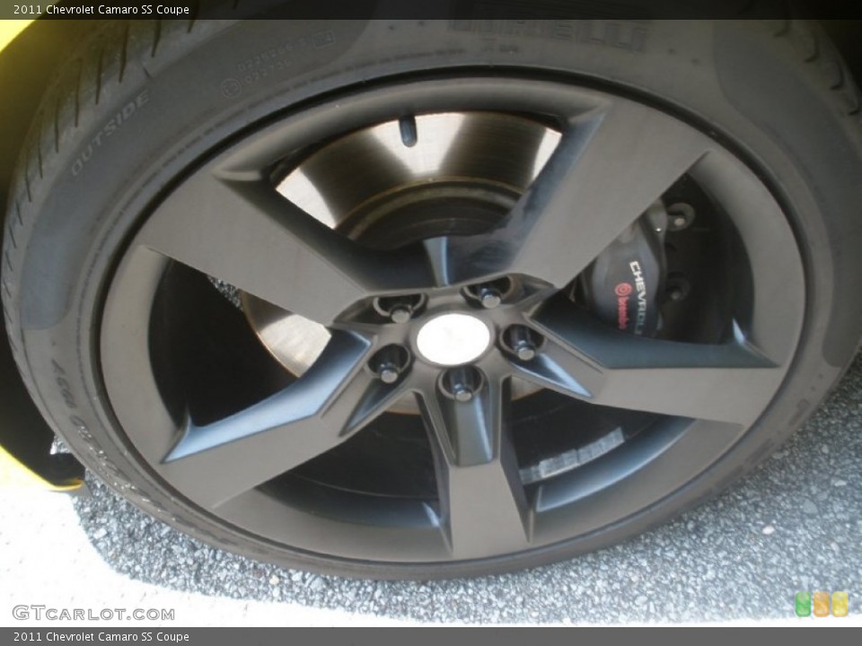 2011 Chevrolet Camaro SS Coupe Wheel and Tire Photo #70382679