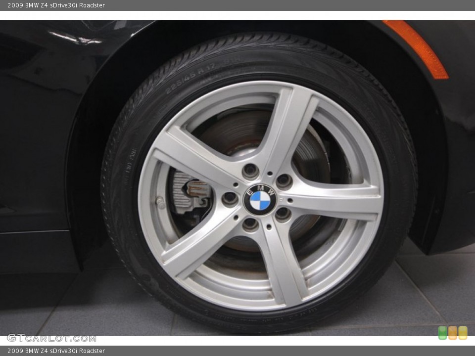 2009 BMW Z4 sDrive30i Roadster Wheel and Tire Photo #70420714