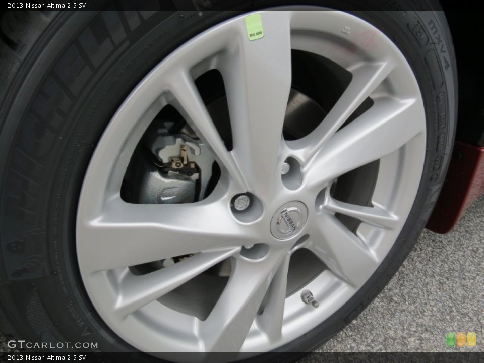 2013 Nissan Altima 2.5 SV Wheel and Tire Photo #70445710