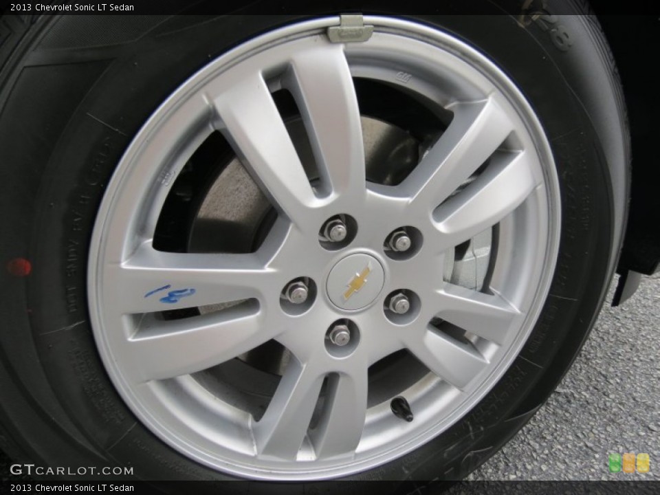 2013 Chevrolet Sonic LT Sedan Wheel and Tire Photo #70446817
