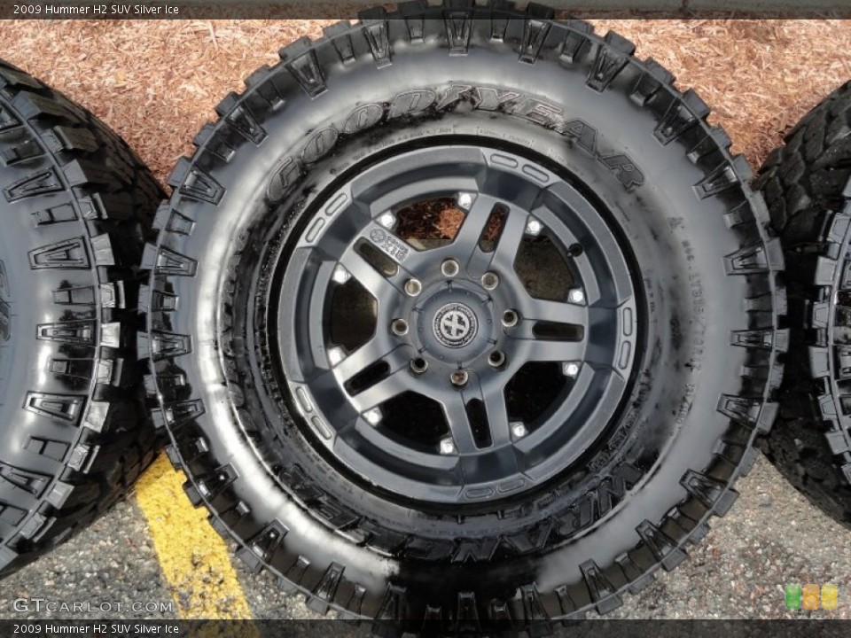 2009 Hummer H2 Custom Wheel and Tire Photo #70467724