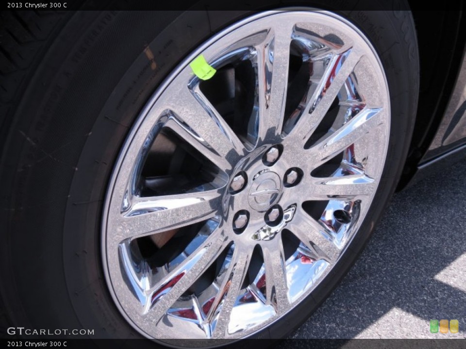 2013 Chrysler 300 C Wheel and Tire Photo #70484939