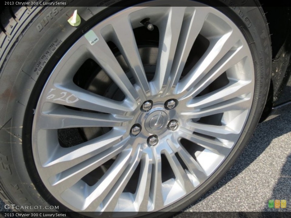 2013 Chrysler 300 C Luxury Series Wheel and Tire Photo #70485056