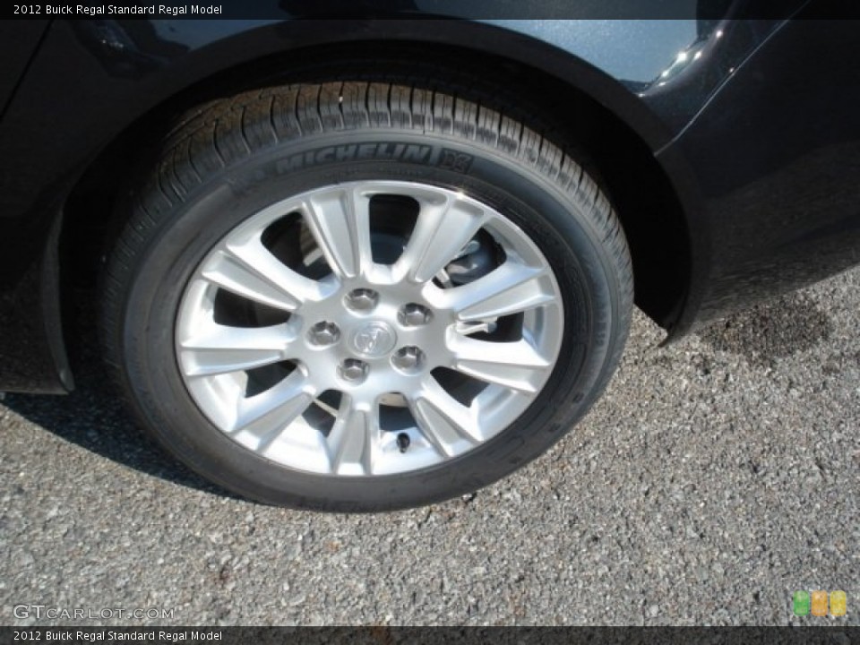 2012 Buick Regal  Wheel and Tire Photo #70530804