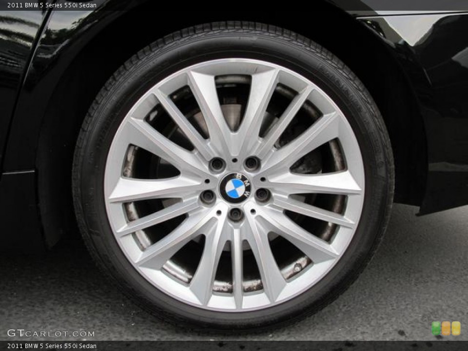 2011 BMW 5 Series 550i Sedan Wheel and Tire Photo #70555246