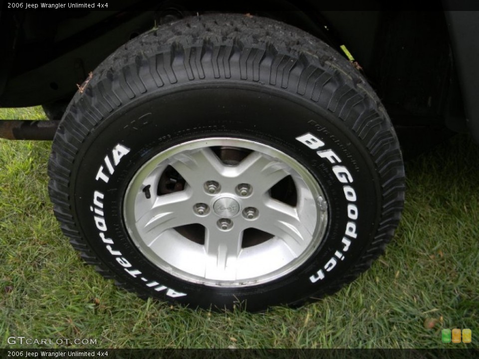 2006 Jeep Wrangler Unlimited 4x4 Wheel and Tire Photo #70571616