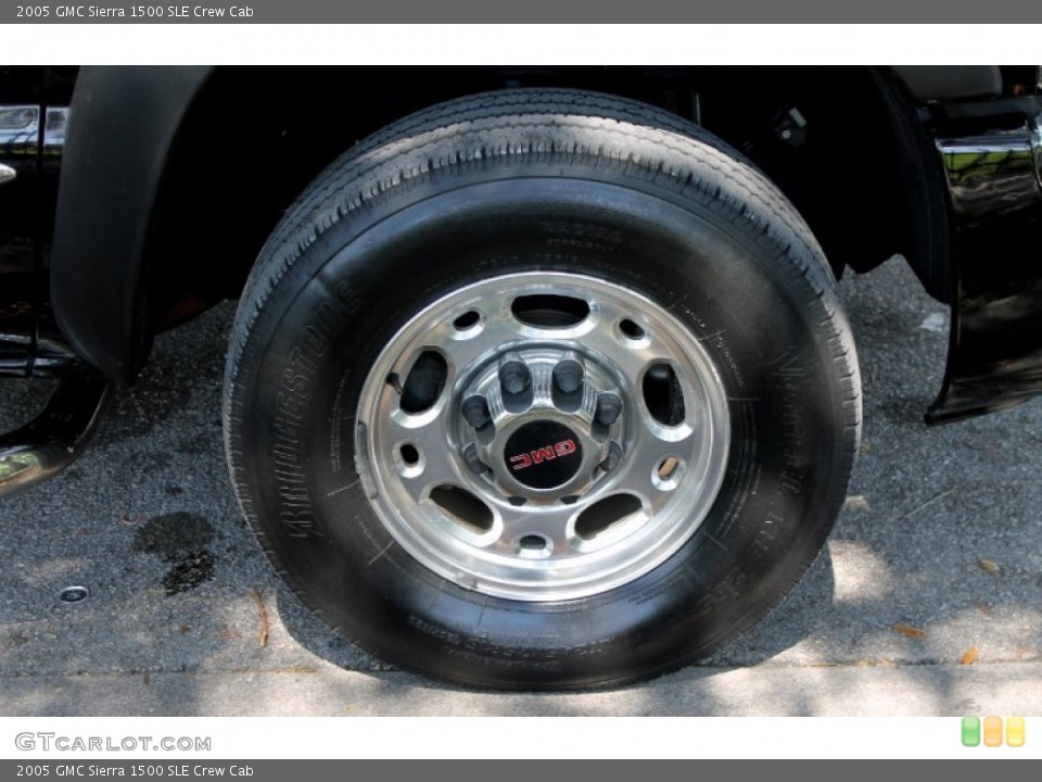 2005 GMC Sierra 1500 SLE Crew Cab Wheel and Tire Photo #70606815