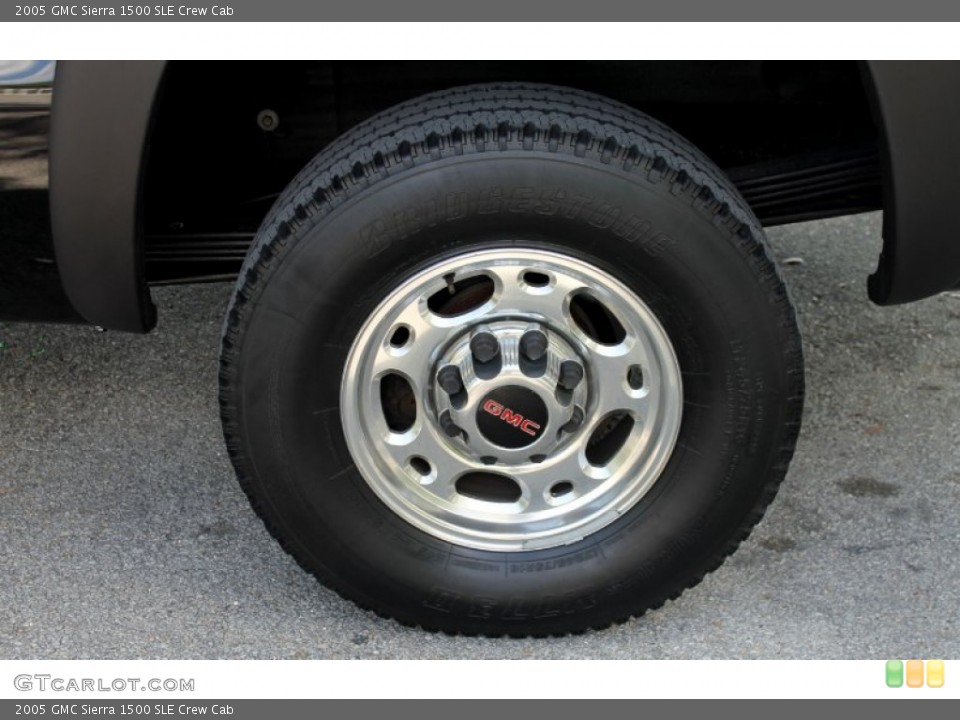 2005 GMC Sierra 1500 SLE Crew Cab Wheel and Tire Photo #70606833