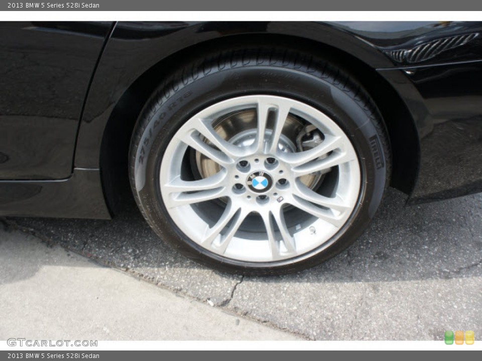 2013 BMW 5 Series 528i Sedan Wheel and Tire Photo #70653442