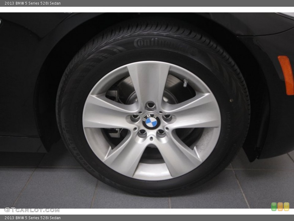 2013 BMW 5 Series 528i Sedan Wheel and Tire Photo #70695131