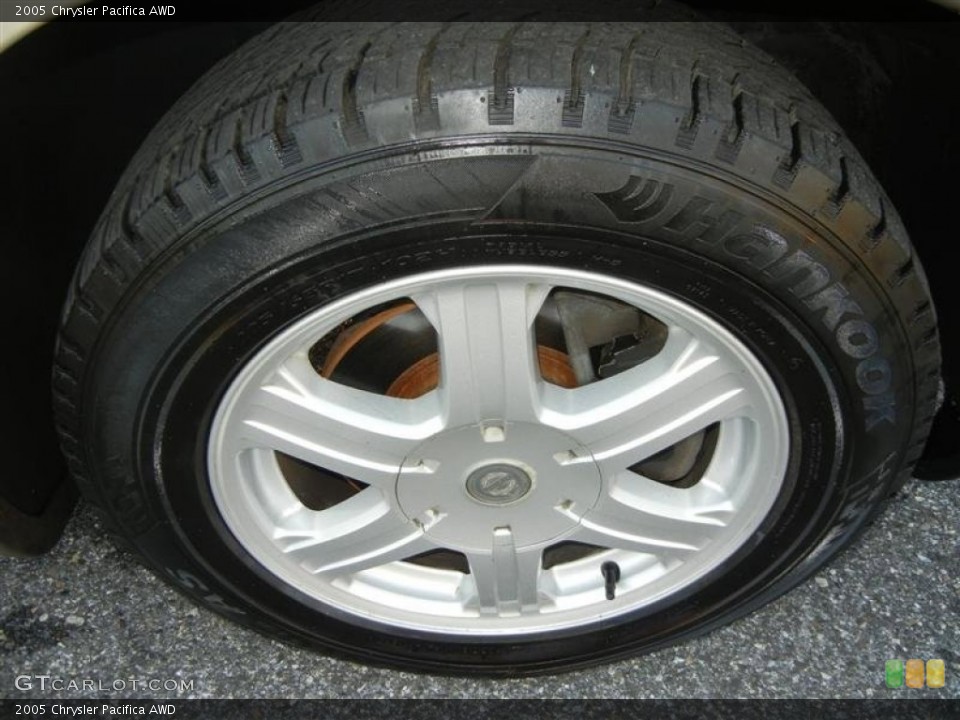 2005 Chrysler Pacifica AWD Wheel and Tire Photo #70724984