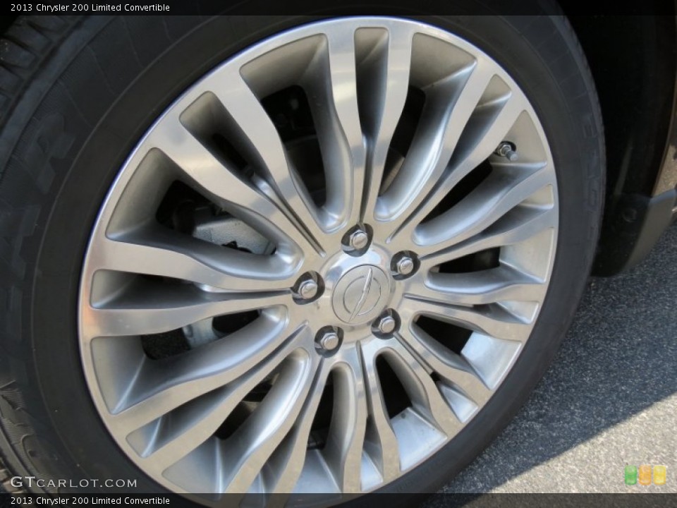 2013 Chrysler 200 Limited Convertible Wheel and Tire Photo #70745261