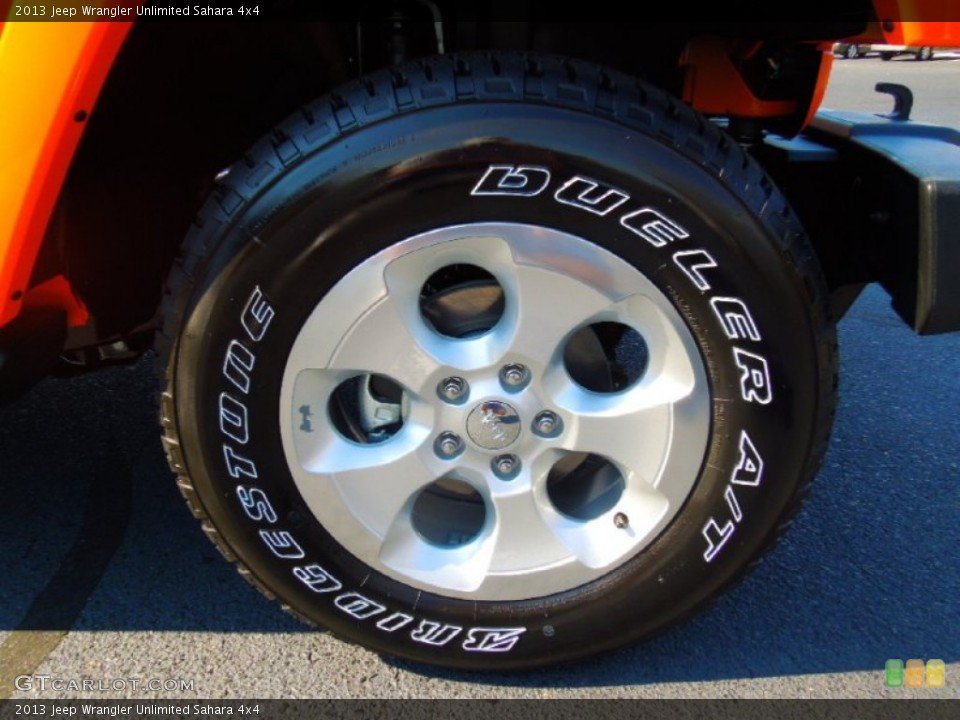 2013 Jeep Wrangler Unlimited Sahara 4x4 Wheel and Tire Photo #70754252