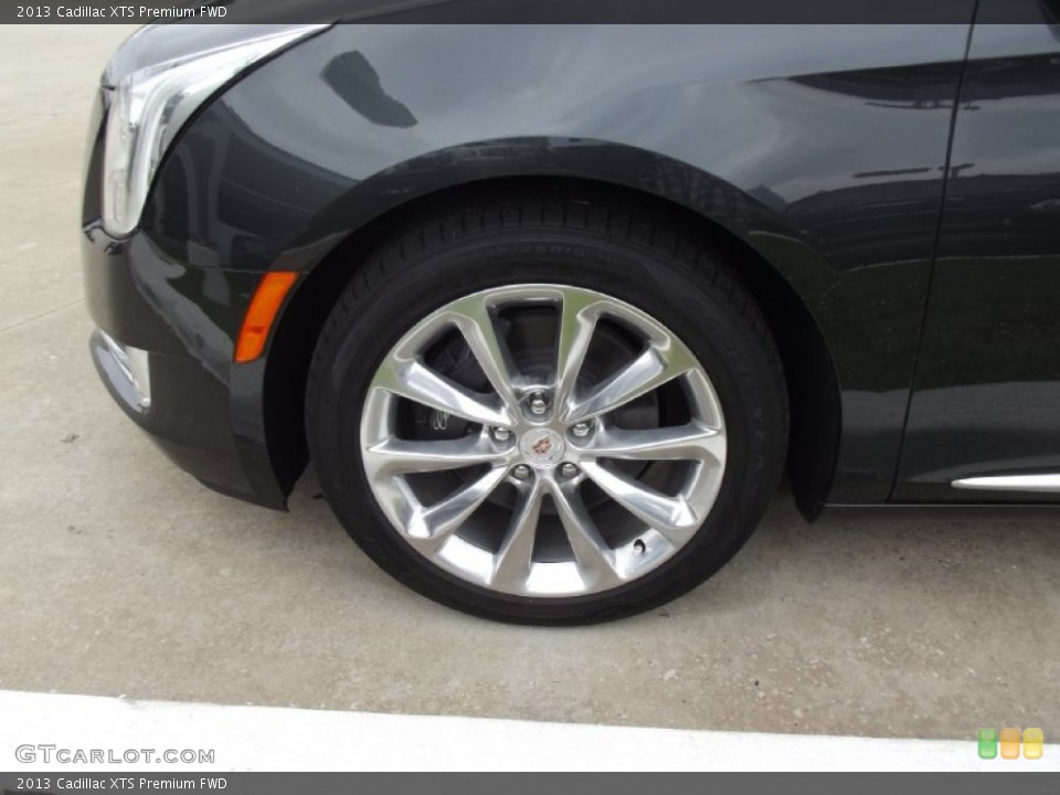2013 Cadillac XTS Premium FWD Wheel and Tire Photo #70970095