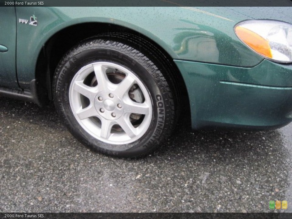 2000 Ford Taurus SES Wheel and Tire Photo #70998025