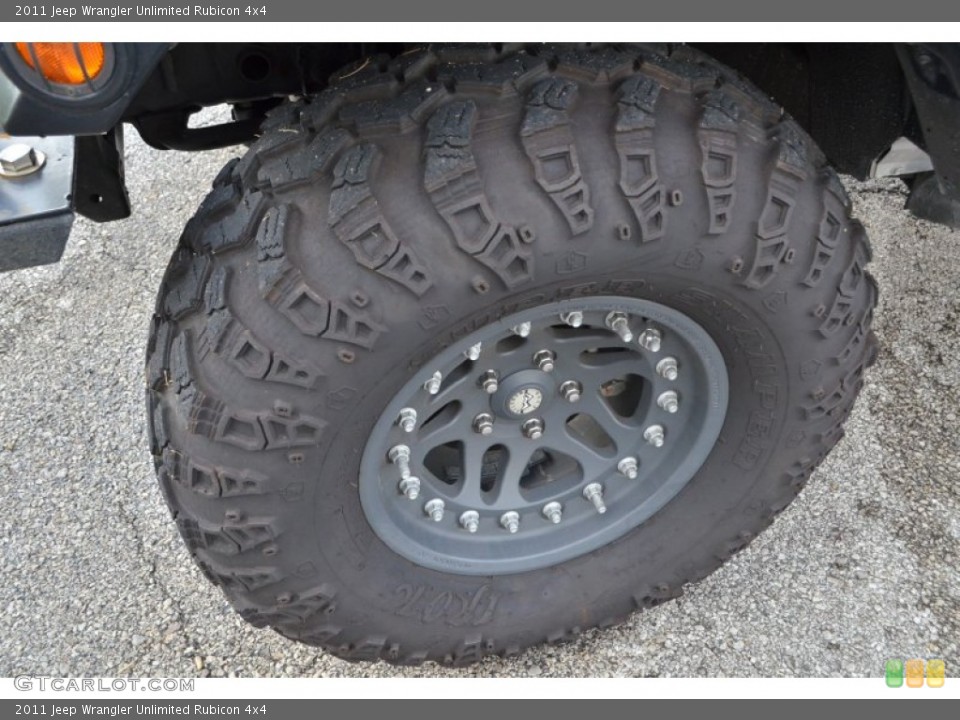 2011 Jeep Wrangler Unlimited Rubicon 4x4 Wheel and Tire Photo #71000503